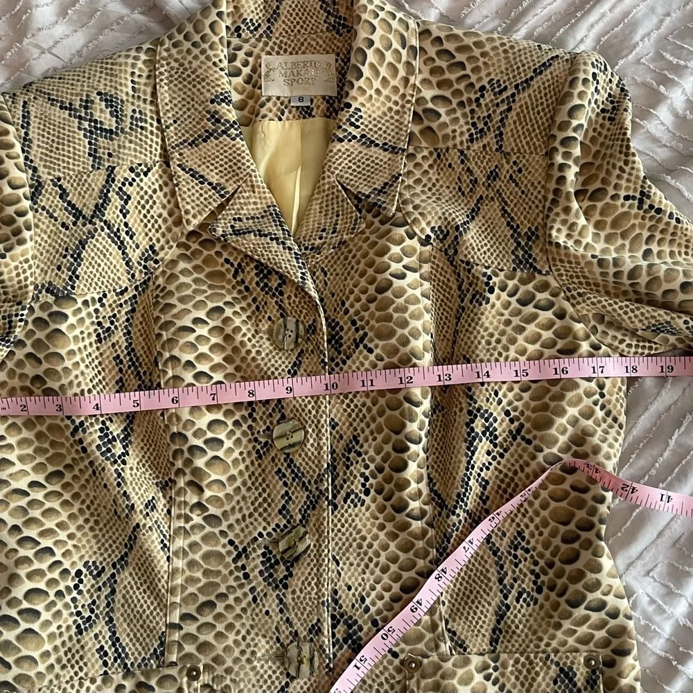 Alberto Makali - Snake-Print Tailored Blazer and Skirt Set in Size 8 - Picture 12 of 16